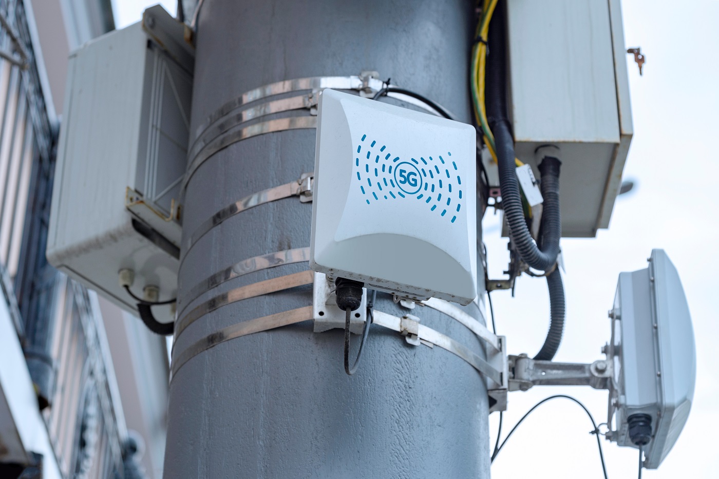 5G Cloud Small Base Stations