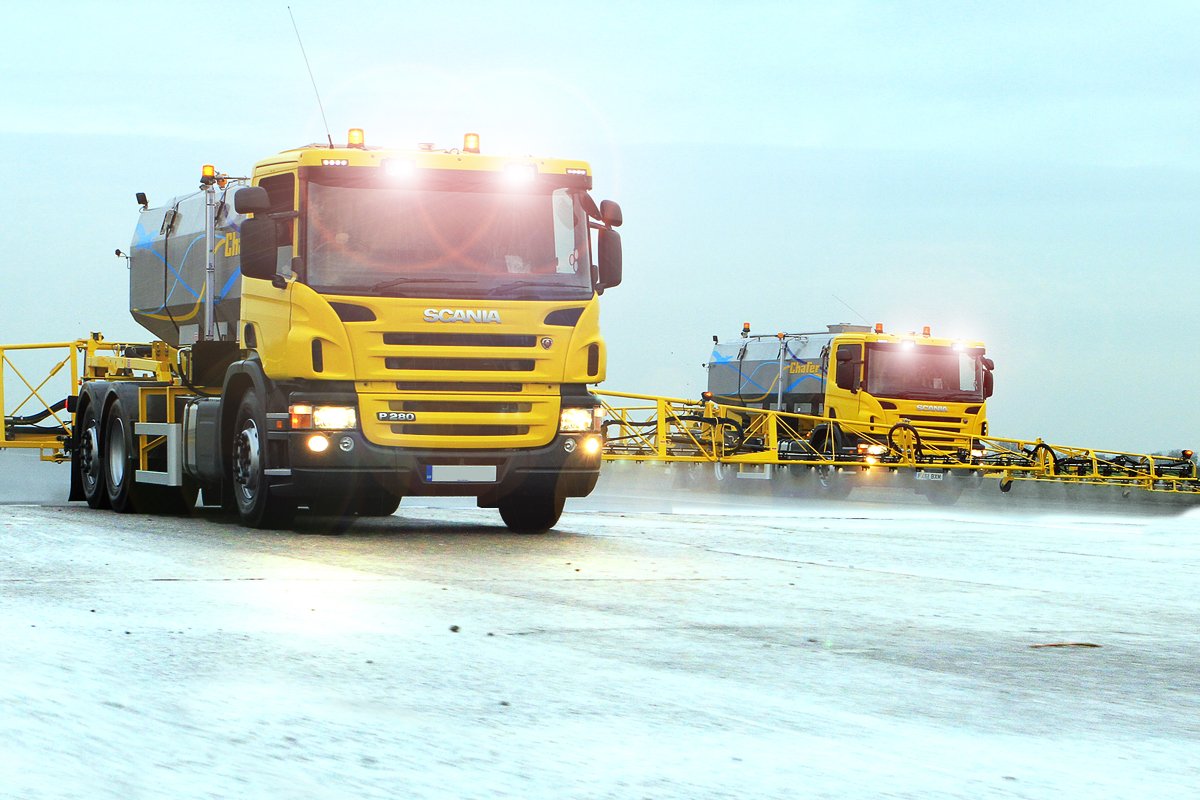 Truck-Mounted Airport Runway Deicer