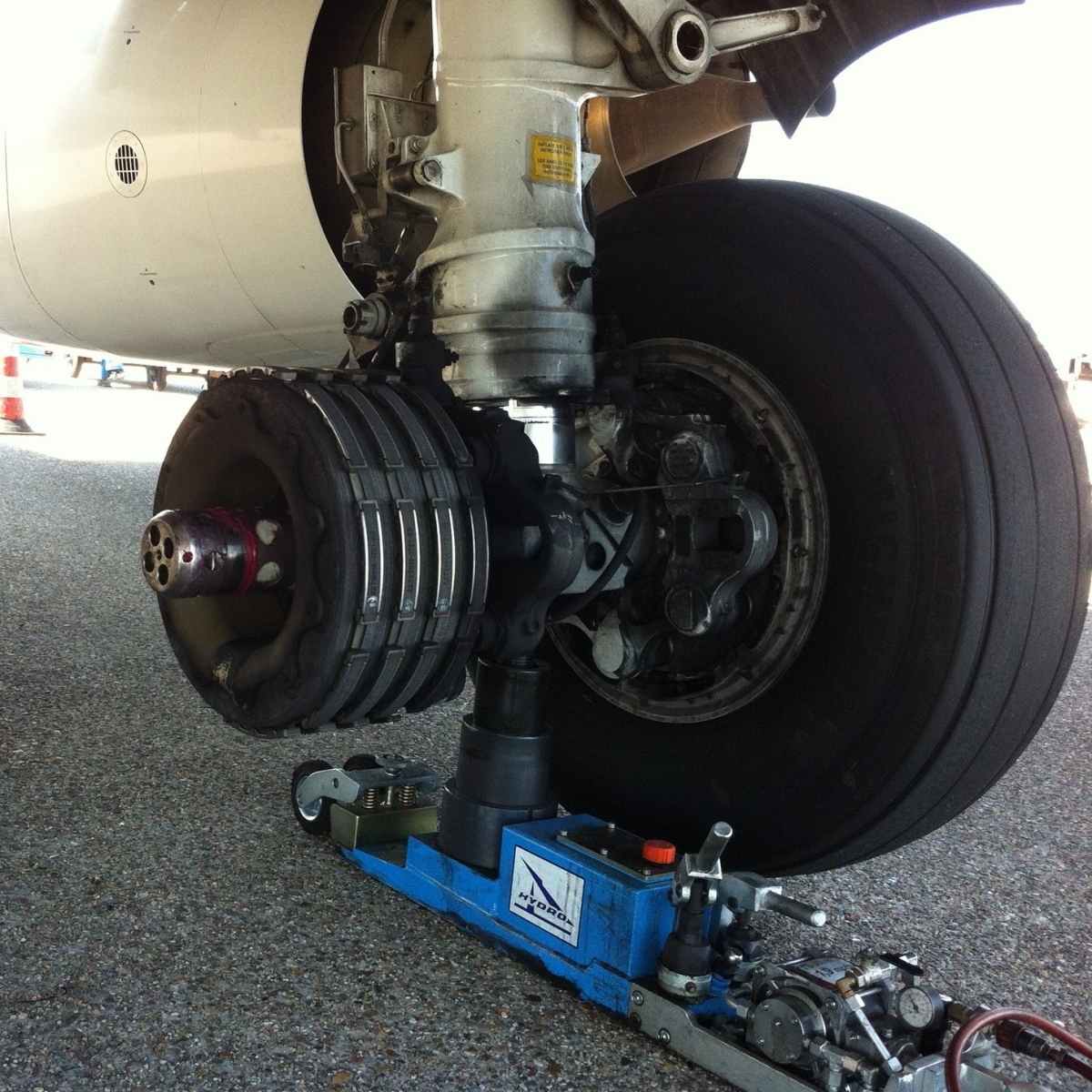 Aircraft Wheels & Brakes