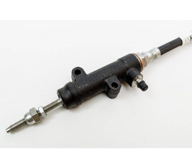 Light Vehicle Brake Master Cylinder