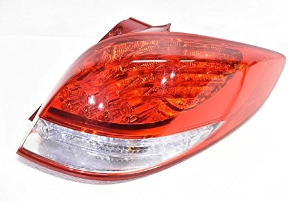 Passenger Vehicle Rear Combination Lamp