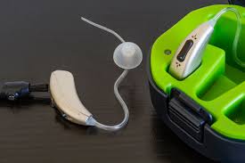 Hearing Aid with Disposablel Battery