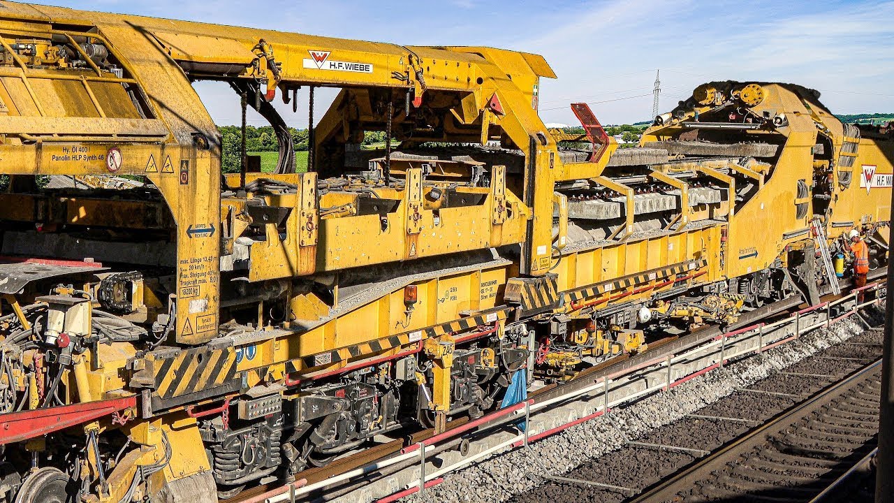 Track Construction and Renewal Equipment Market